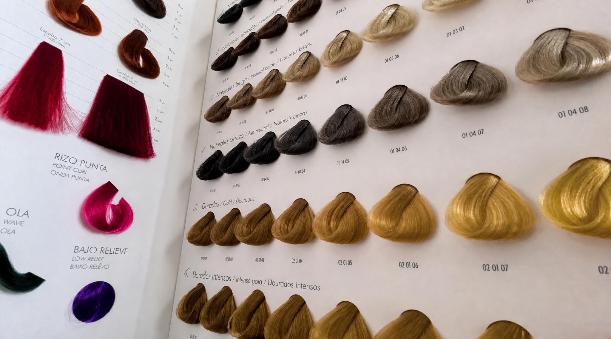 Carta cromática real de tonos de coloración capilar